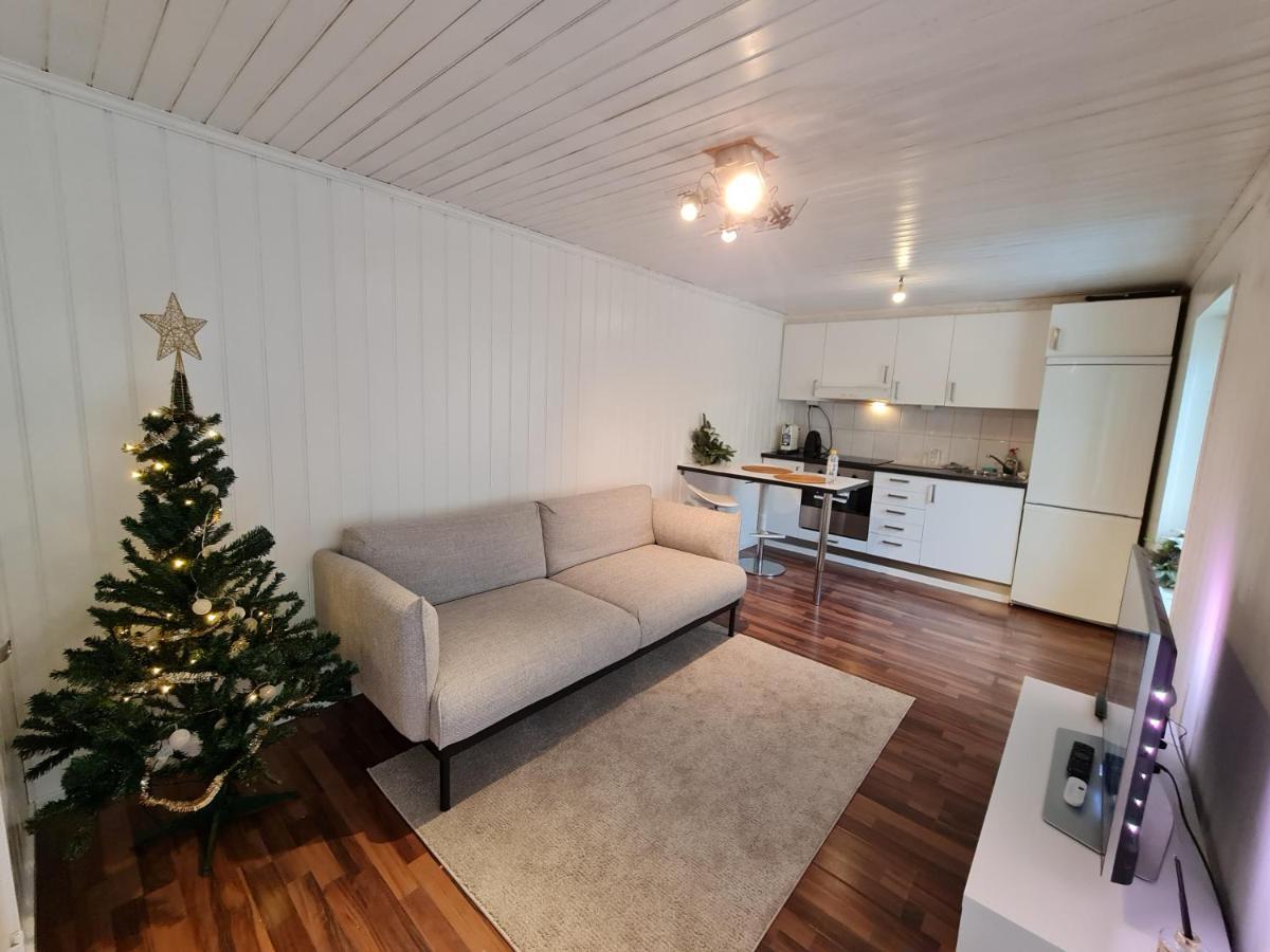 Cozy Apartment In The City Center Of Stroemstad Strömstad Exterior foto