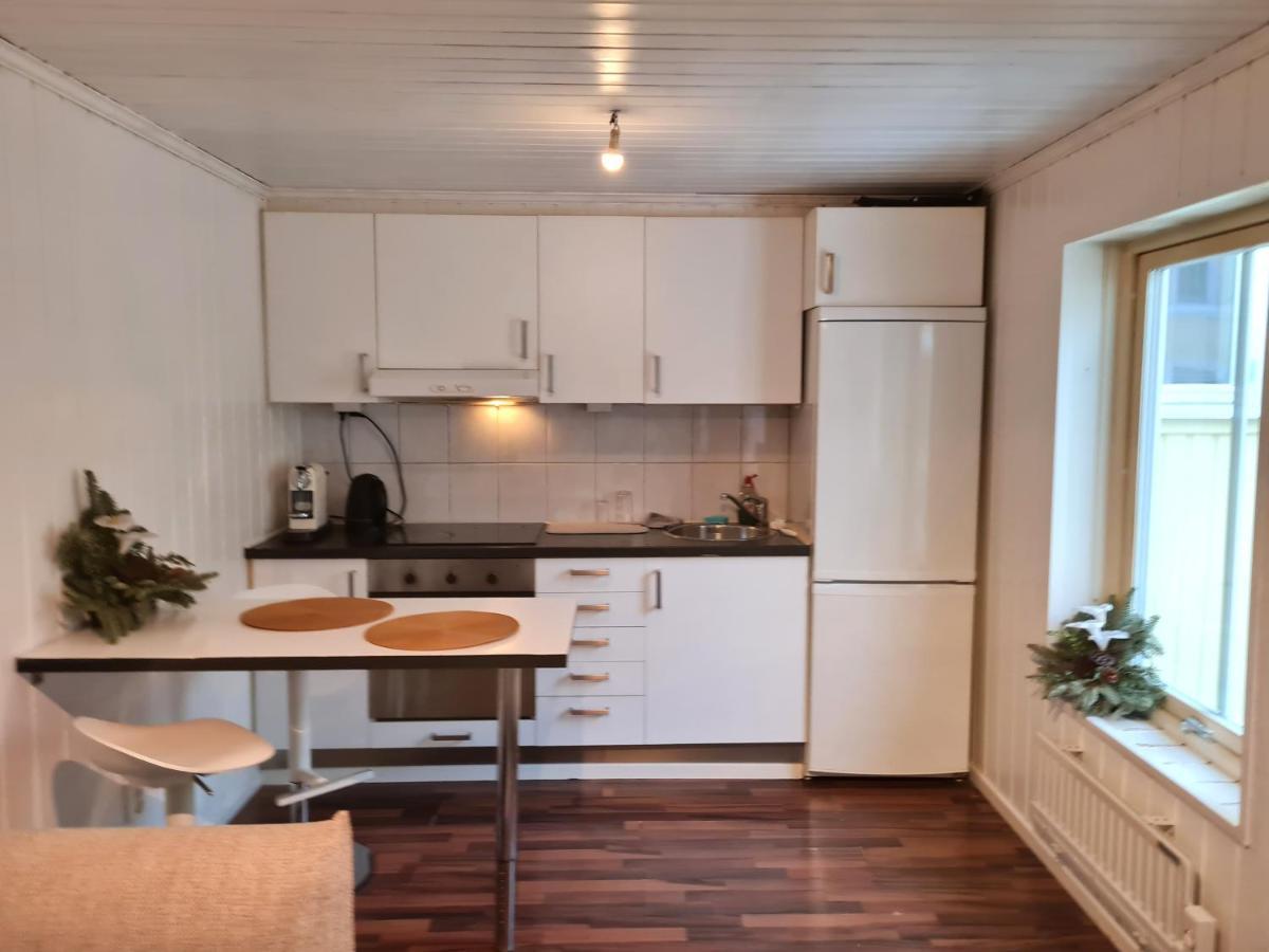 Cozy Apartment In The City Center Of Stroemstad Strömstad Exterior foto
